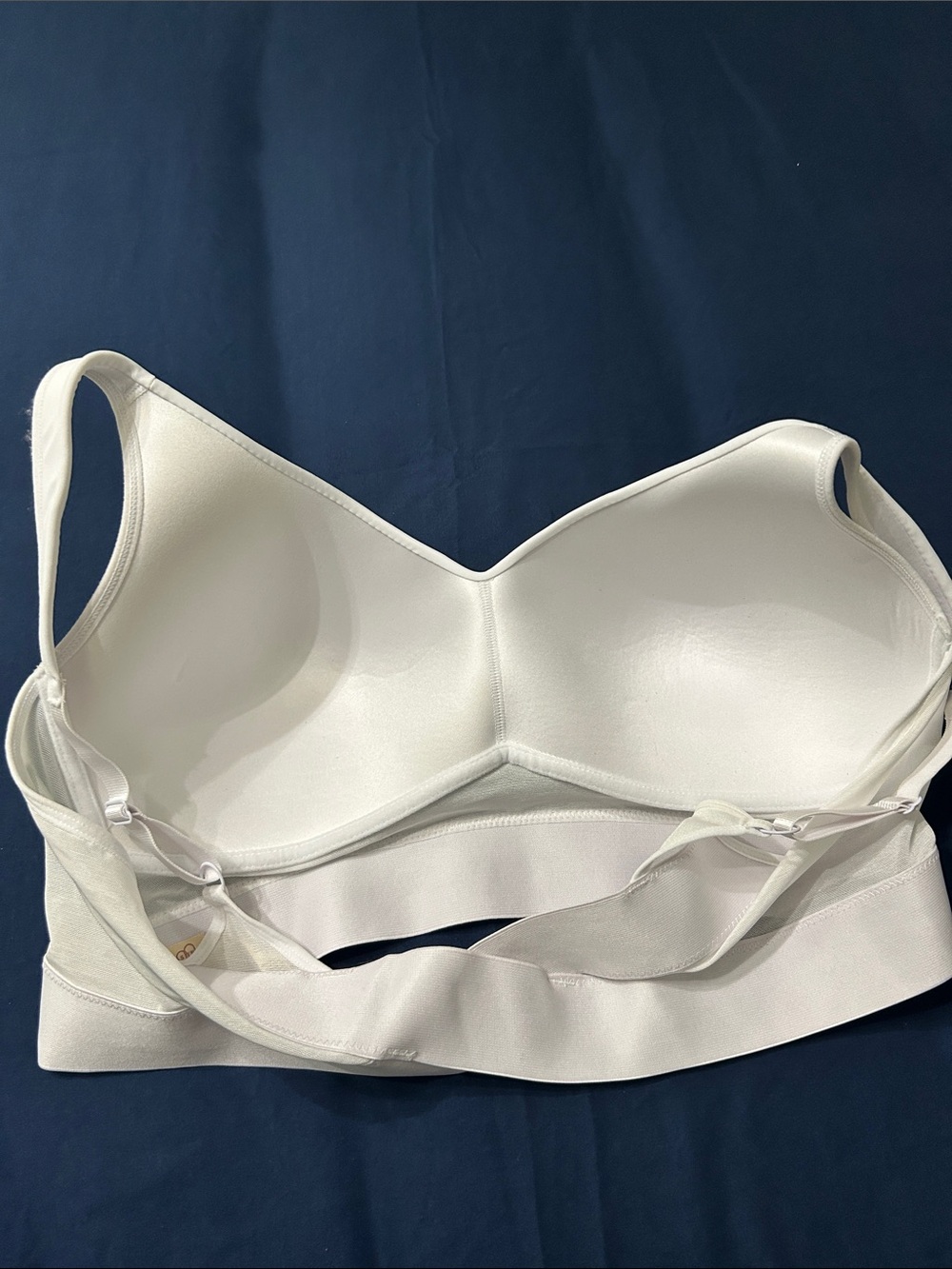 Rhonda Shear White Seamless Wireless Bra - Picture 6 of 6